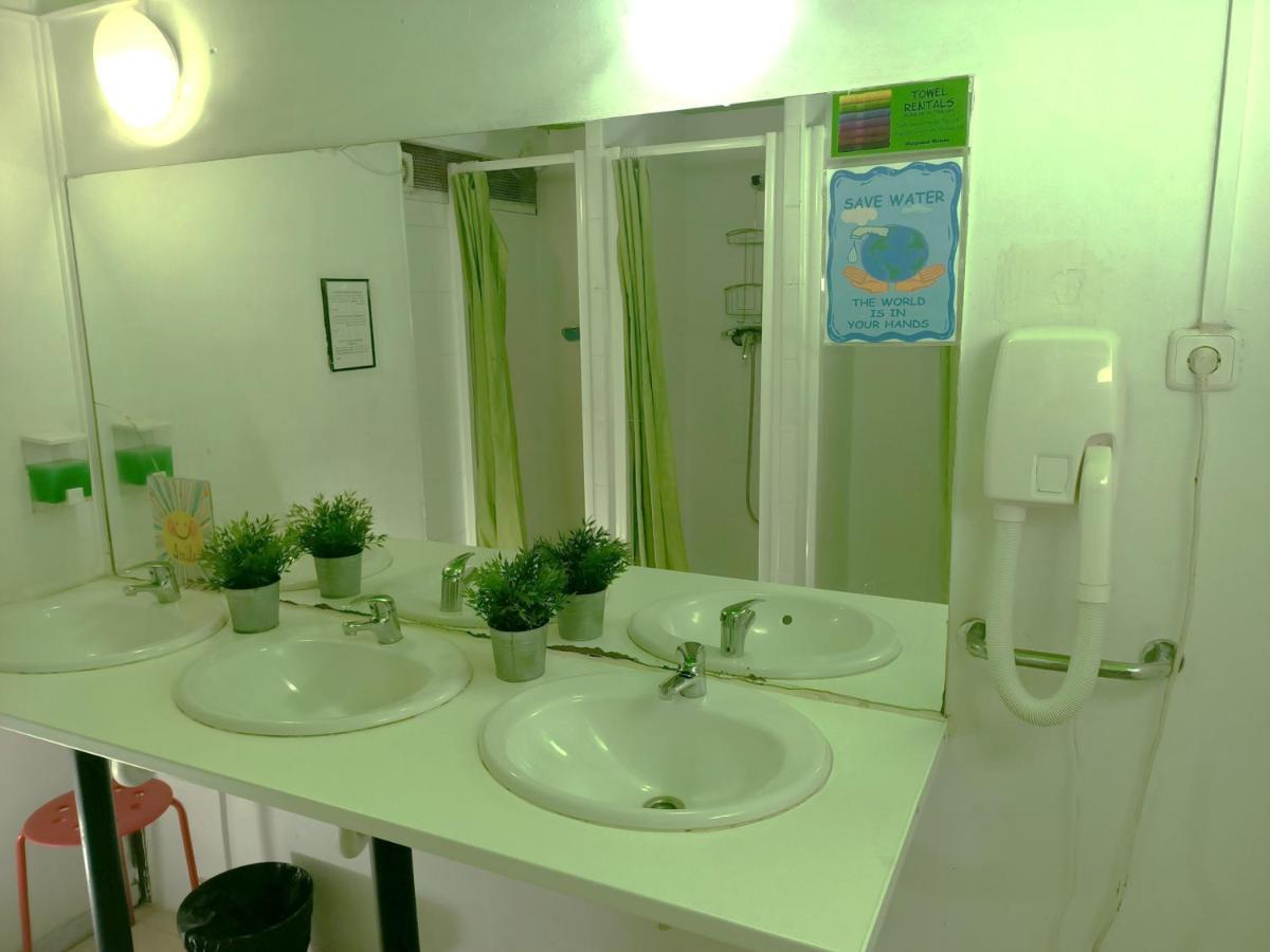 Diagonal House Hostel Barcelona Phòng bức ảnh