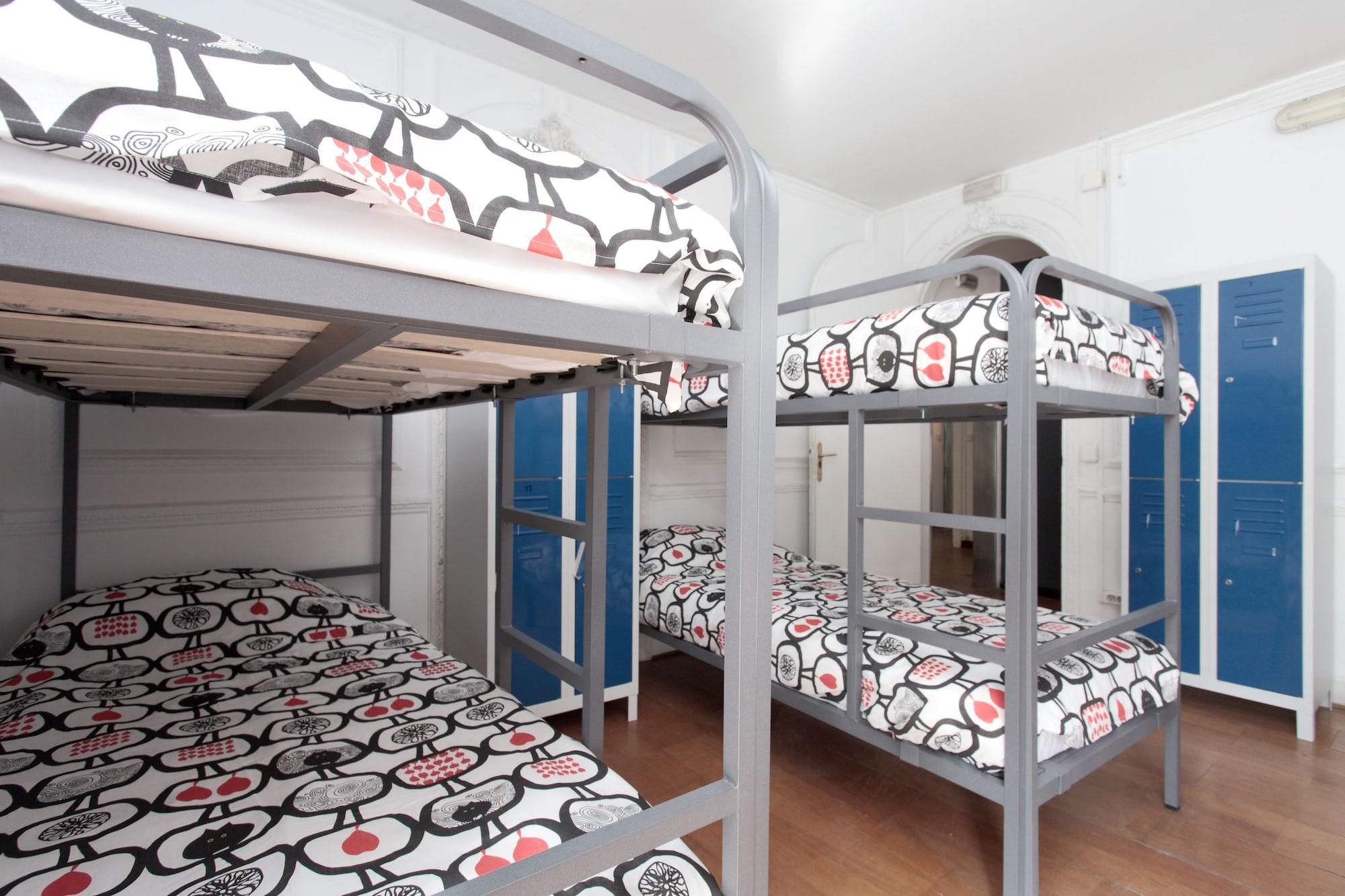 Diagonal House Hostel Barcelona Ngoại thất bức ảnh