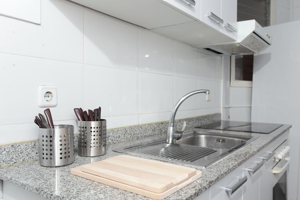 Diagonal House Hostel Barcelona Ngoại thất bức ảnh